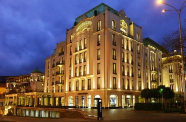 هتل آمباسادوری تفلیس