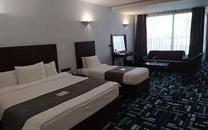 هتل نگارستان کاشان