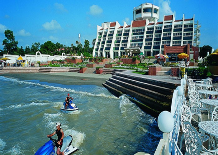 هتل نارنجستان محمودآباد