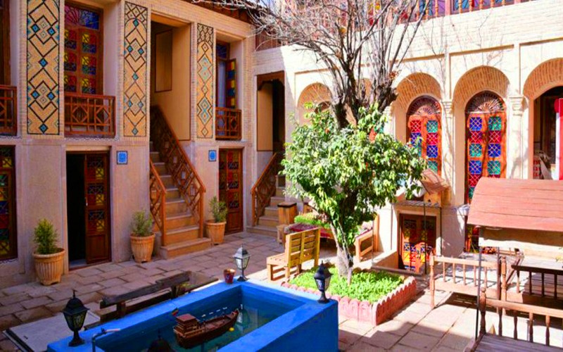 هتل سنتی نیایش شیراز