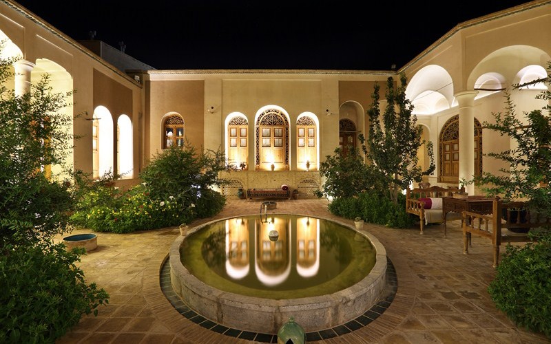 اقامتگاه خانه مرشدی کاشان