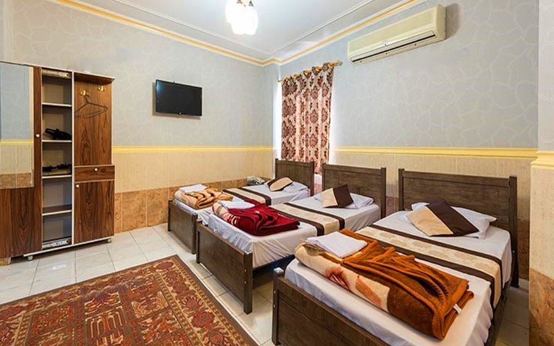هتل ققنوس کیش