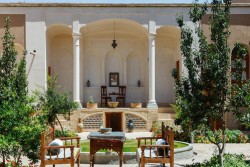 اقامتگاه خانه مرشدی کاشان