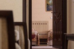 هتل آپارتمان مهرگان تهران
