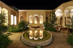 اقامتگاه خانه مرشدی کاشان