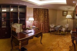 هتل پارسیان آزادی تهران