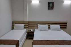 اتاق چهار تخت _ فولبرد